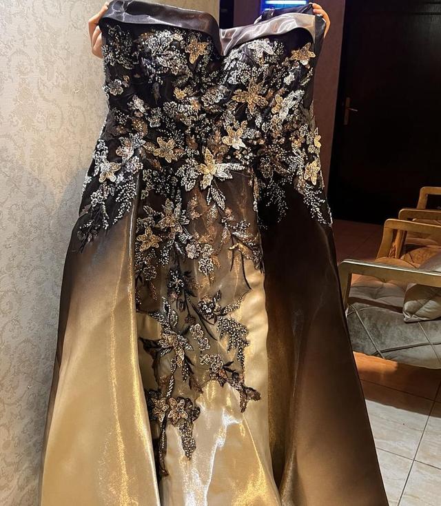 فستان شبه جديد